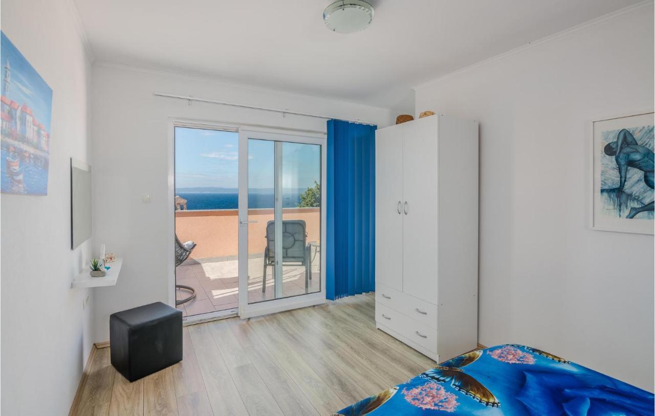 Nice Apartment In Stara Baska With Kitchen Exterior photo